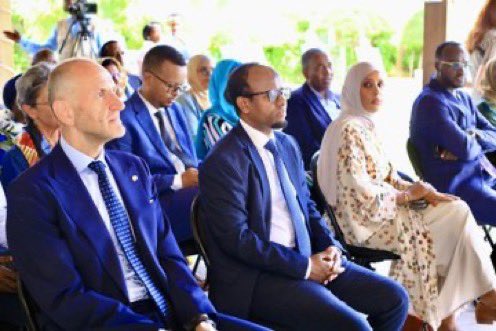 Today in #Mogadishu, #Somalia’s Ministry of Health and the @UKinSomalia launched the #BetterLives project to improve healthcare for mothers and children in Galmudug, Jubbaland, and the Benadir region. The project is funded by #UKAID.