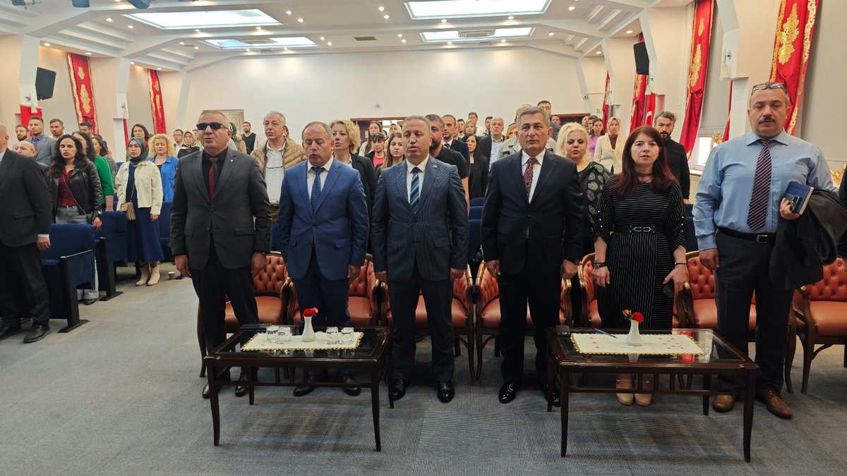 AltindagMty's tweet photo. İlçemiz Mesleki Tanıtım ve Yöneltme çalışmaları kapsamında MTAL-MESEM Md, ortaokul md. ve rehber öğretmenleri toplantısı yapıldı. İlçe Md. syn Hasan YILDIRIMın ve Şb. Md. Kasım KILINÇın katıldığı toplantı oldukça verimli geçti. @kocakysr @BedriEksi @HasanYILDIRIM61 @YilmazOrkan https://t.co/LSYBBsjHce