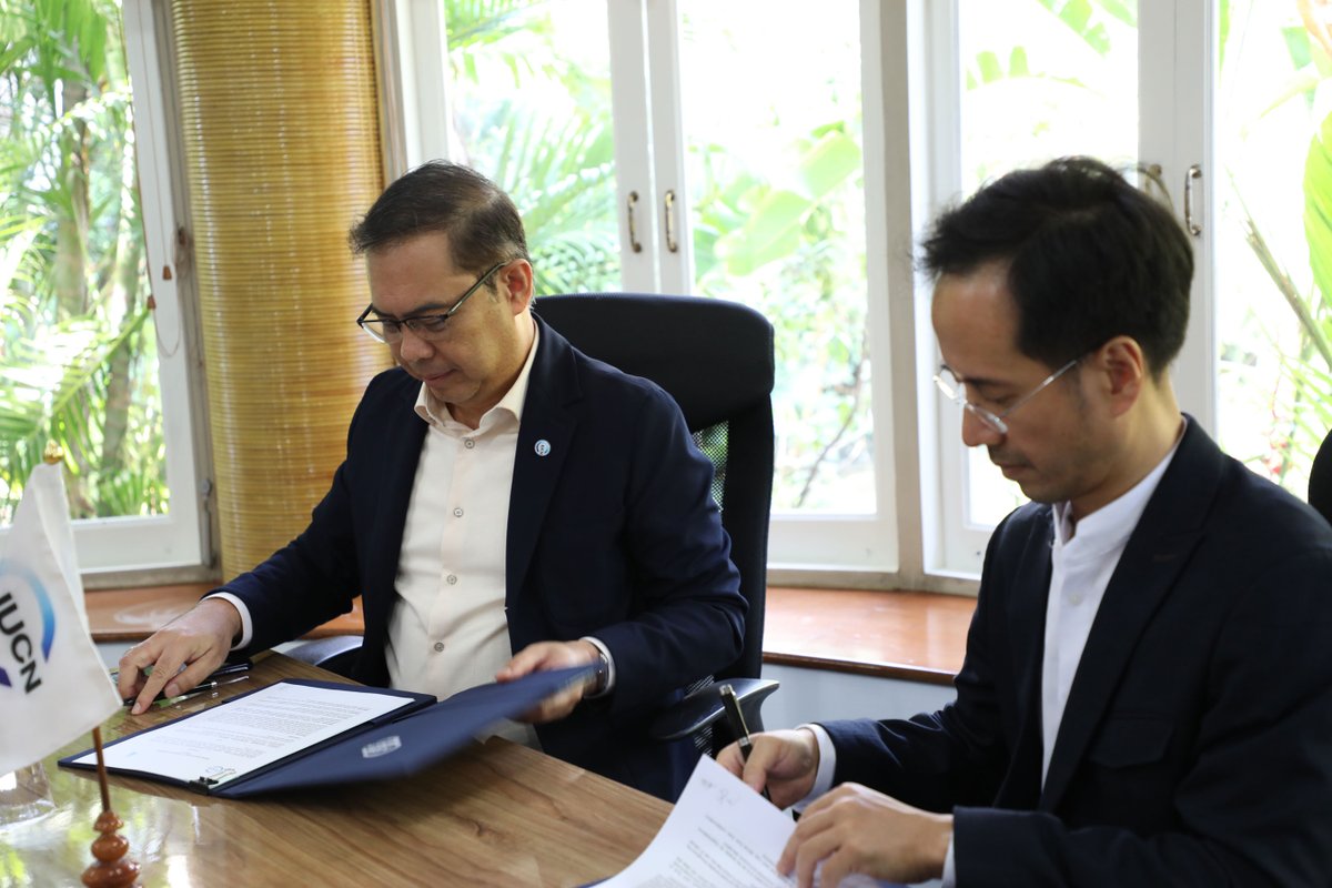 🌿 Exciting news! @IUCN and Ascent Partners Foundation team up to boost conservation efforts in Asia. This partnership aims to engage philanthropic individuals & organizations, expand IUCN's membership base, and forge partnerships for nature conservation🤝 eu1.hubs.ly/H08S2Nr0
