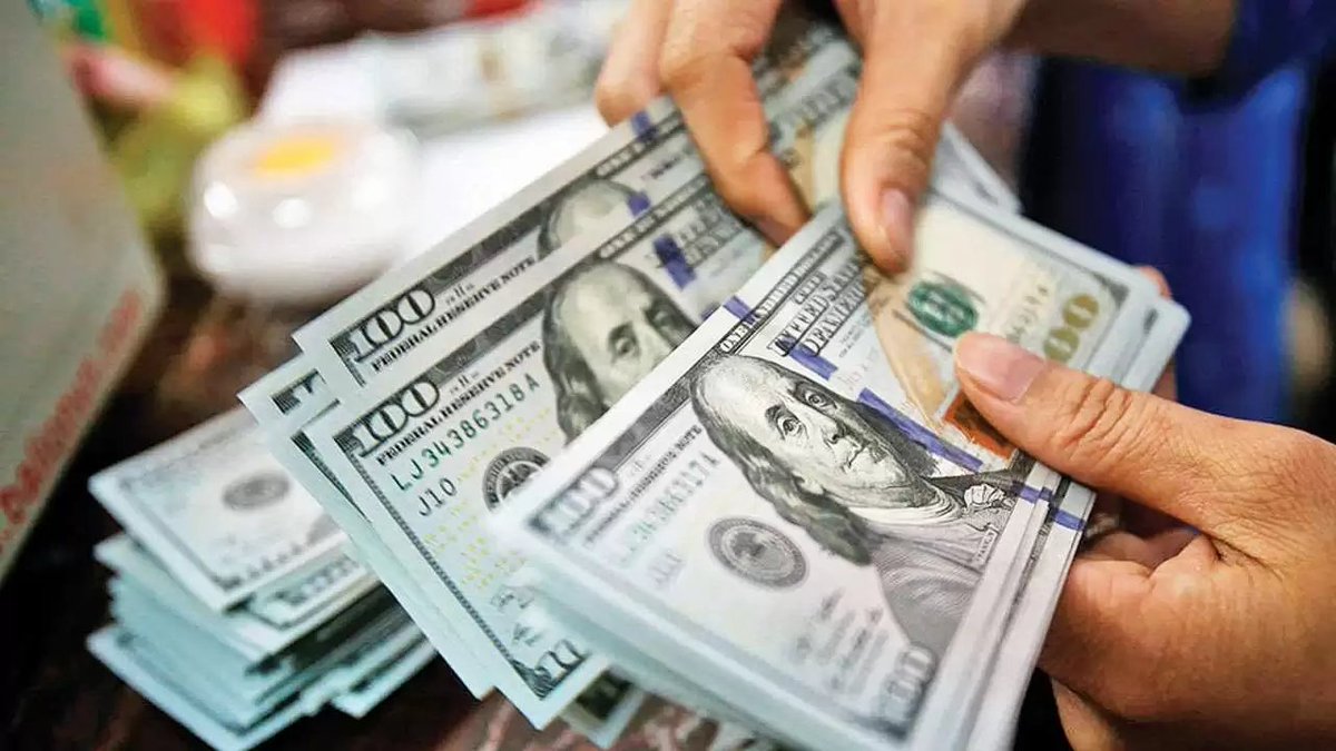 Looking to find out the current exchange rate between the US Dollar and the Nigerian Naira on the black market?… Read More: Aboki Naira To Dollar Black Market Rate Today 29 April 2024 dlvr.it/T68m6V - Ari Kytsya via #TheCityCeleb