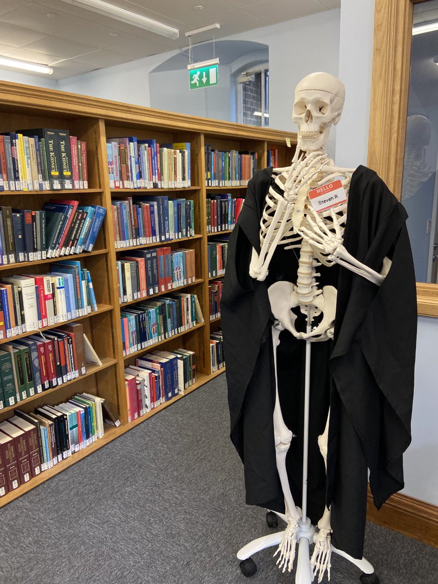 PDN_Cambridge's tweet image. &apos;Work with us&apos; klaxon! 🚨
Could you be our new Academic Support Librarian? As part of the @SBSLibraries team, you will be responsible for providing specialist support for learning, research, &amp;amp; teaching activities at PDN.
Interested? Find out more &amp;amp; apply jobs.cam.ac.uk/job/46288/