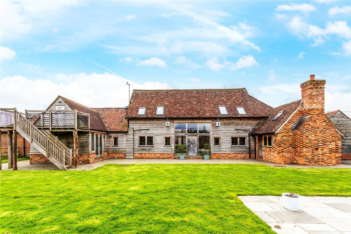Dexters Barn is a magnificent triple bay period #17thcenturybarn, retaining many #originalfeatures and expertly converted into a wonderful period attached #countryhome. New to the market with @JSDorking with a guide price of £1,650,000.

jackson-stops.co.uk/properties/190…

#countryhouse