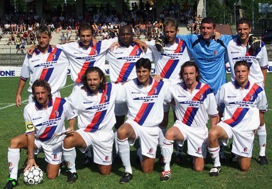 22 anni dopo 🇪🇺❤️💙

📷: #BolognaFC