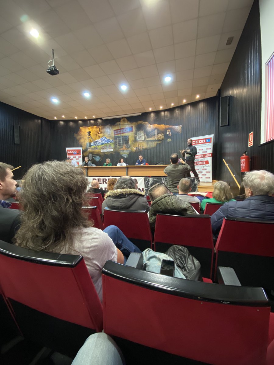 Asamblea de delegad@s preparatoria para  el #1deMayo vivan las #CCOO gobierne quien gobierne