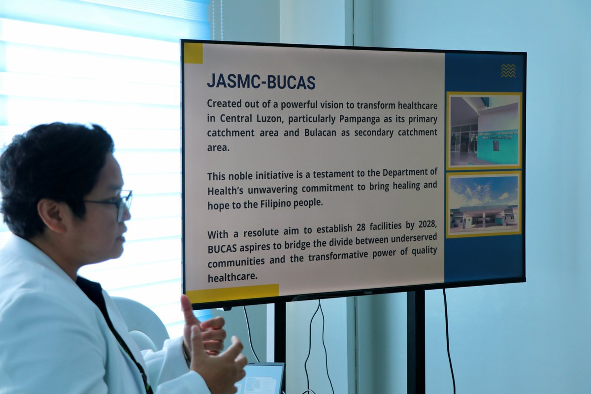 UNFPA Philippines & @UNFPAAsiaPac Deputy Regional Dir. @bodirozasasha visited the new Bagong Urgent Care and Ambulatory Service (BUCAS) Center in Pampanga w/ @DOHgovph. This flagship program spearheaded by Sec. Ted Herbosa @Teddybird is key to reducing maternal mortality... (1/3)