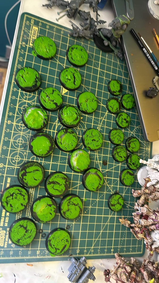 Nurgle bases coming along nicely