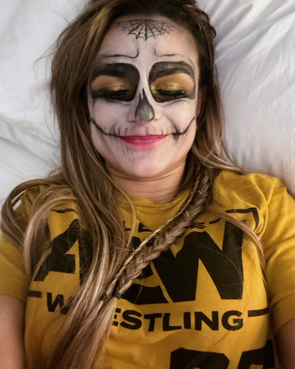 Mi Reina Mami @thunderrosa22 #LaMeraMera #ThunderArmy #ThunderRosa #AEWDynamite #AEW