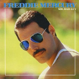 il 29 Aprile 1985 Freddie Mercury
pubblica “Mr. Bad Guy”, il suo primo
album come solista. Il disco raggiunse
la sesta posizione nella classifica
britannica. I singoli estratti furono:
I Was Born to Love You,
Made in Heaven, Living on My Own,
e Love Me Like There's No Tomorrow.…