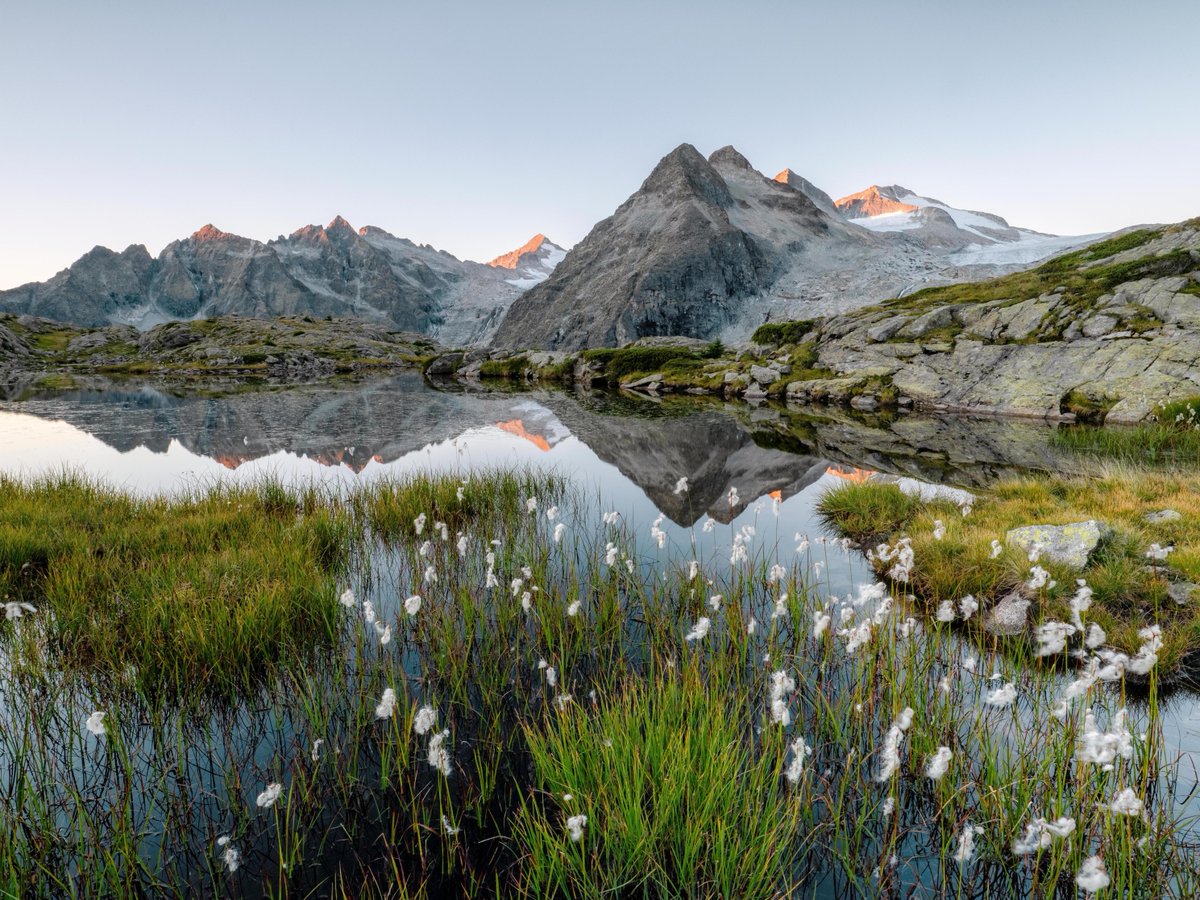 Explore the heart of Trentino at your own pace.🚶‍♀️ Sentiero della Pace offers more than 500 km of trails through the unique landscapes of the Dolomiti. ⛰️

📍@VisitTrentino 

📷 IG Luciano Gaudenzio

#italiait #ilikeitaly #ITinerary #visittrentino #springintrentino