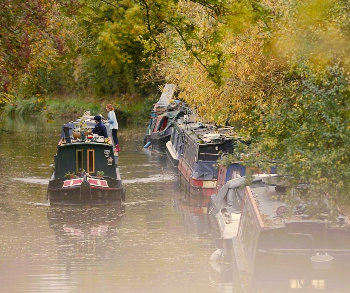 We are thrilled to be featuring in #NarrowEscapes, a new @channel4 show following the lives of people from all walks of life, as they travel, live and work from narrowboats, across the waterways of the UK! Episodes start TODAY, airing on weekdays at 4pm. 🕓 Or stream online.