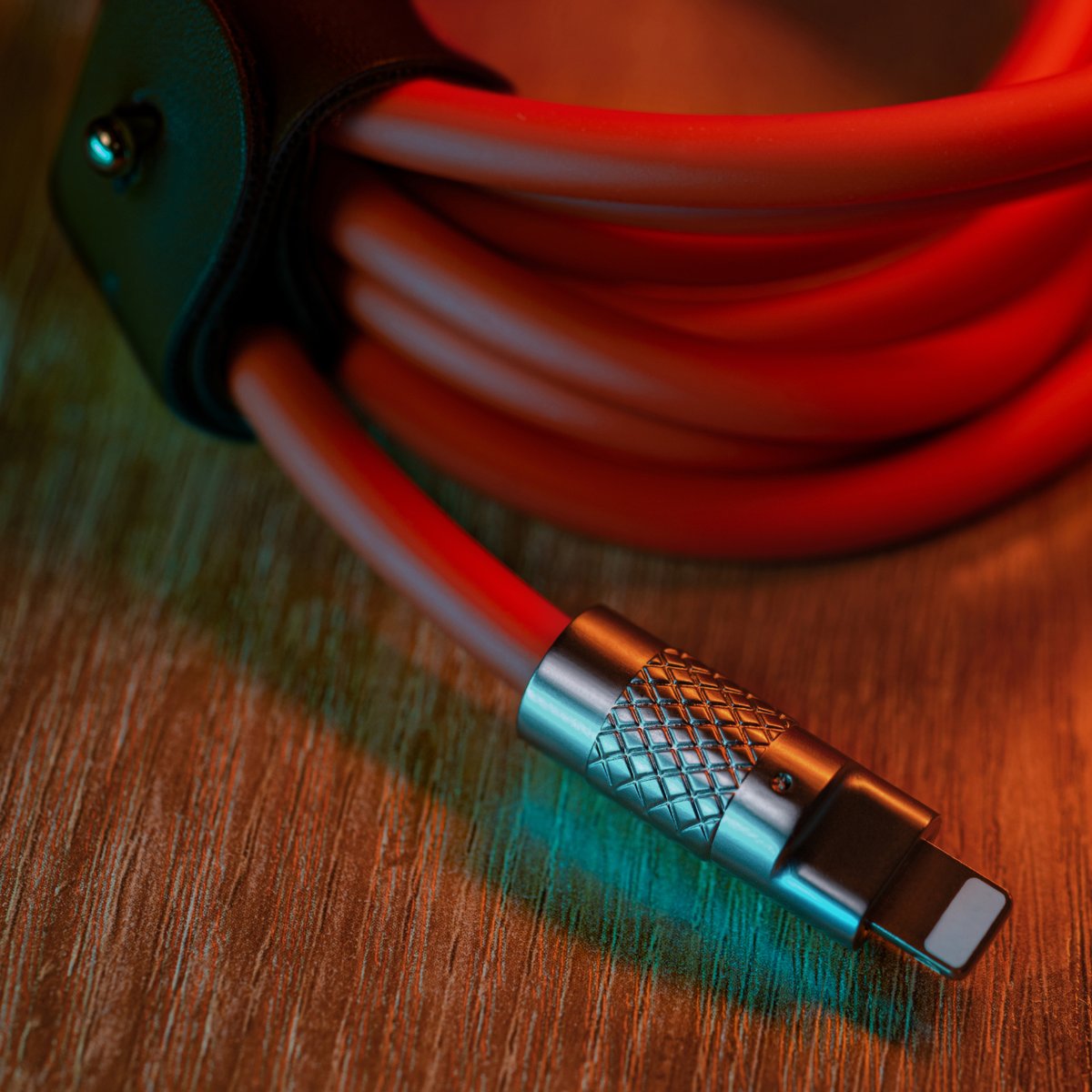 Embrace the orange touch! What's your go-to color? Share in the comments below!  - Isa, #Statik #tsumocharge #technology #orange #chargingcable