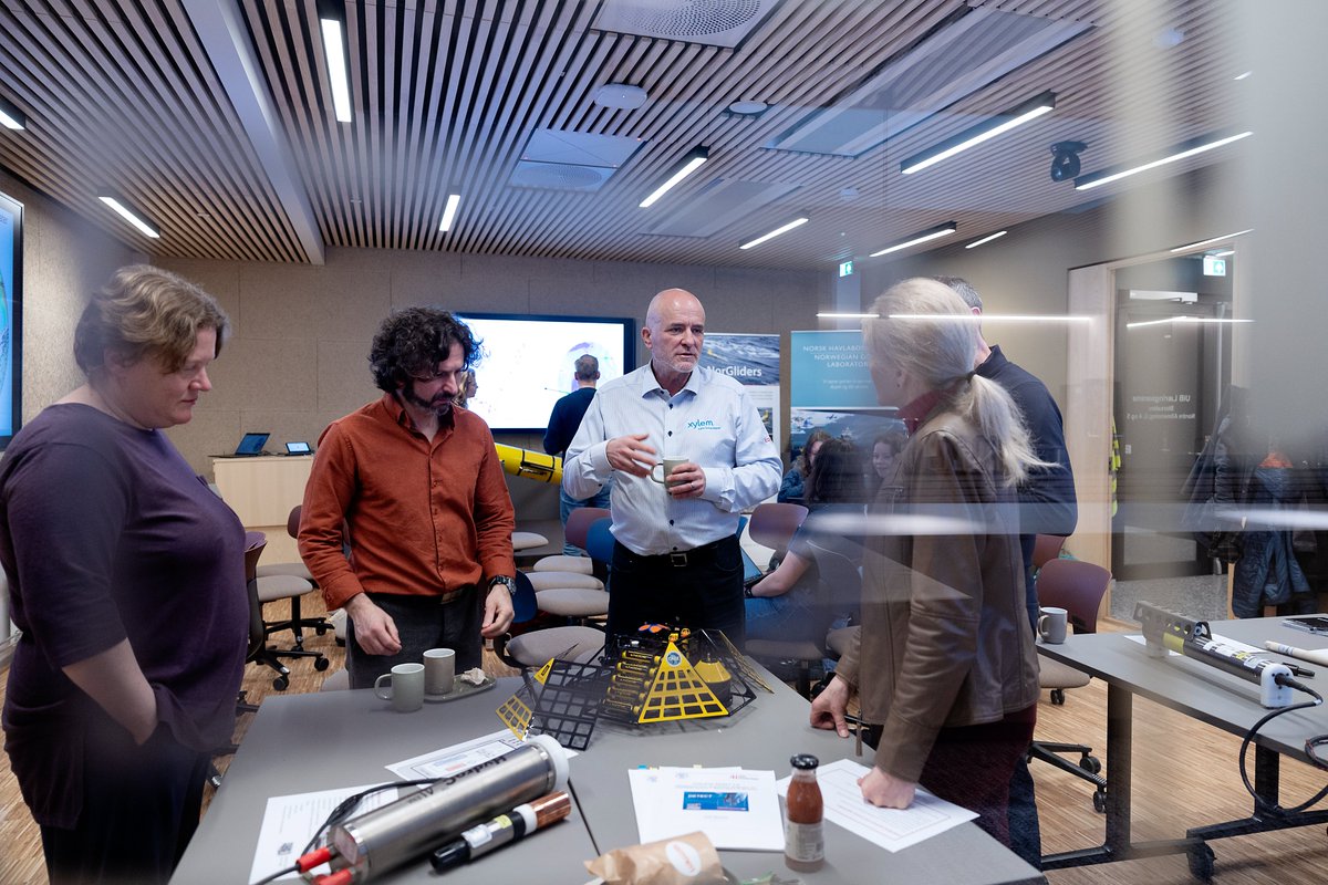 nor_emso's tweet image. NorEMSO hosted its outreach event as part of One Ocean Week in Bergen, Norway, focusing on the advancement of marine observations in the Nordic Seas on 16 April 2024.

#OneOceanWeek #NorEMSO #NordicSeas
@UiB 
@UiTromso
@NorskPolar
@Meteorologene
@NORCEresearch