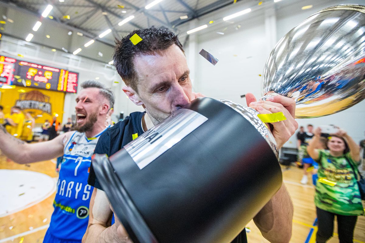 🏀Congratulations to BC Jurbarkas-Karys on winning the 🇱🇹National Basketball League title! Part of this team not only excels on the basketball court but also serves in the @LTU_Army. Their teammates also exemplify its values, serving as inspiring figures for our young generation.