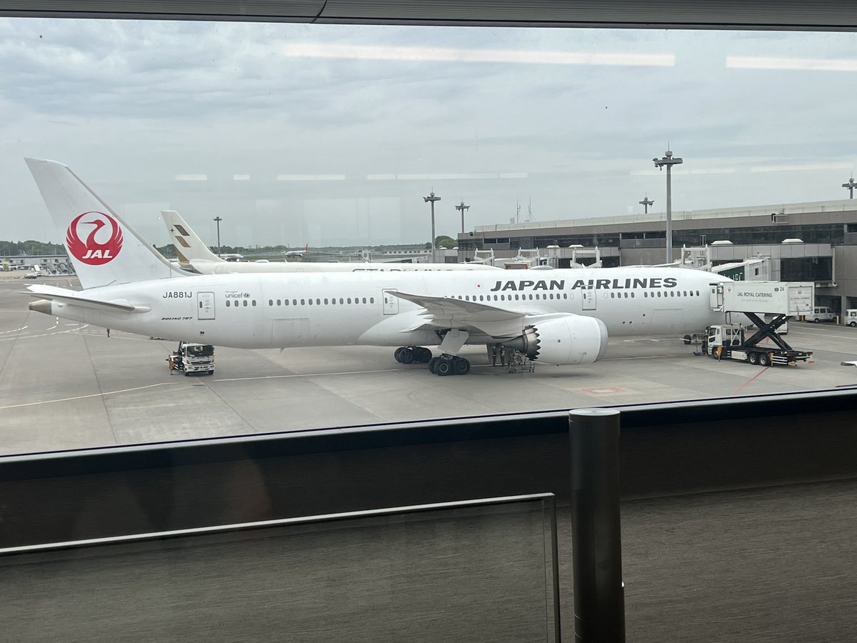 mondow0608's tweet photo. 日本に10日間滞在。
これからバンコクに帰宅します。 https://t.co/m1Zyk48kEt