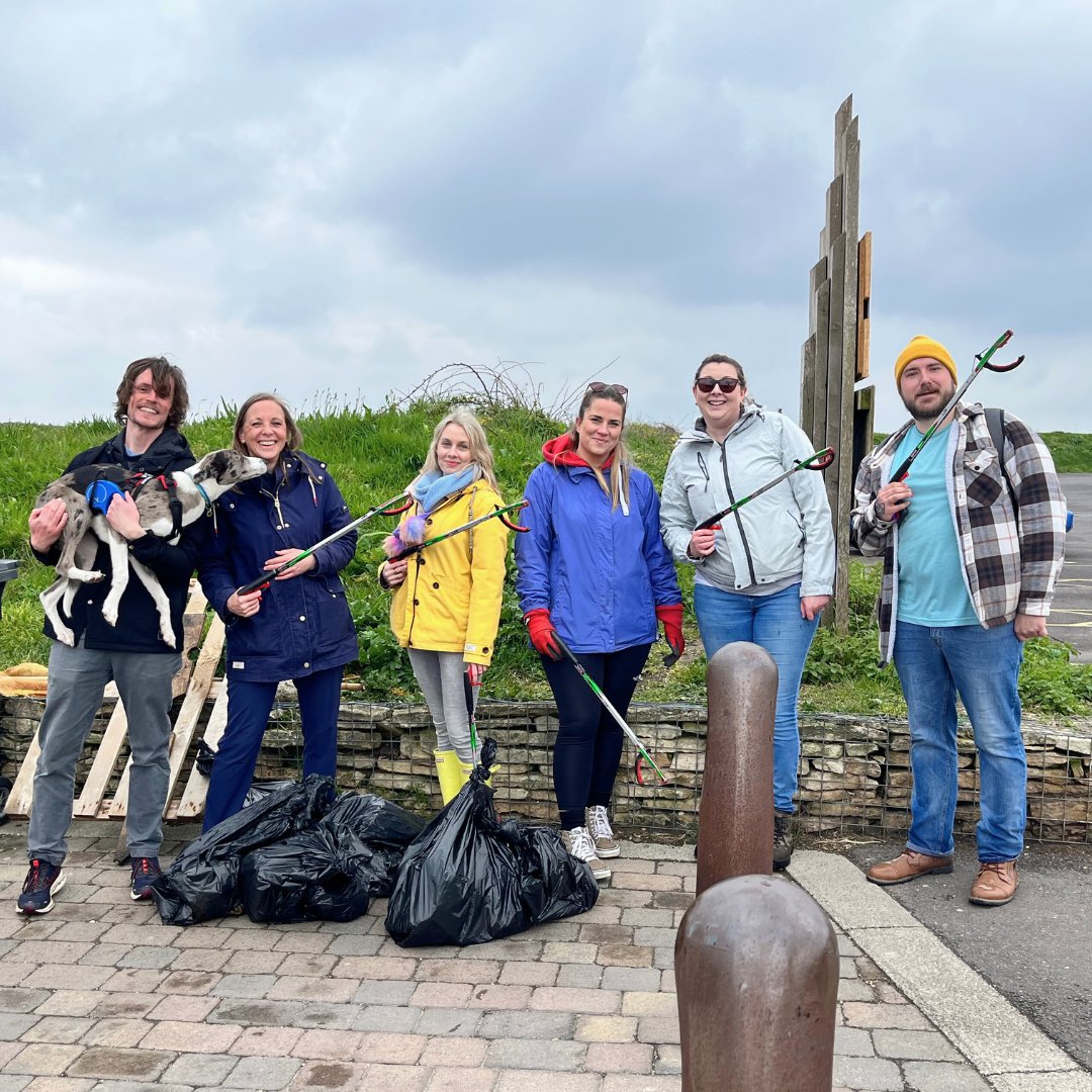 Last week, the Green team joined forces for an amazing beach clean-up at Hengistbury Head, Dorset. 🌊🚮 

The team worked tirelessly all morning to collect plastic and litter, making a positive impact on the environment.

#beachcleanup #sustainability #teamwork #greenteam