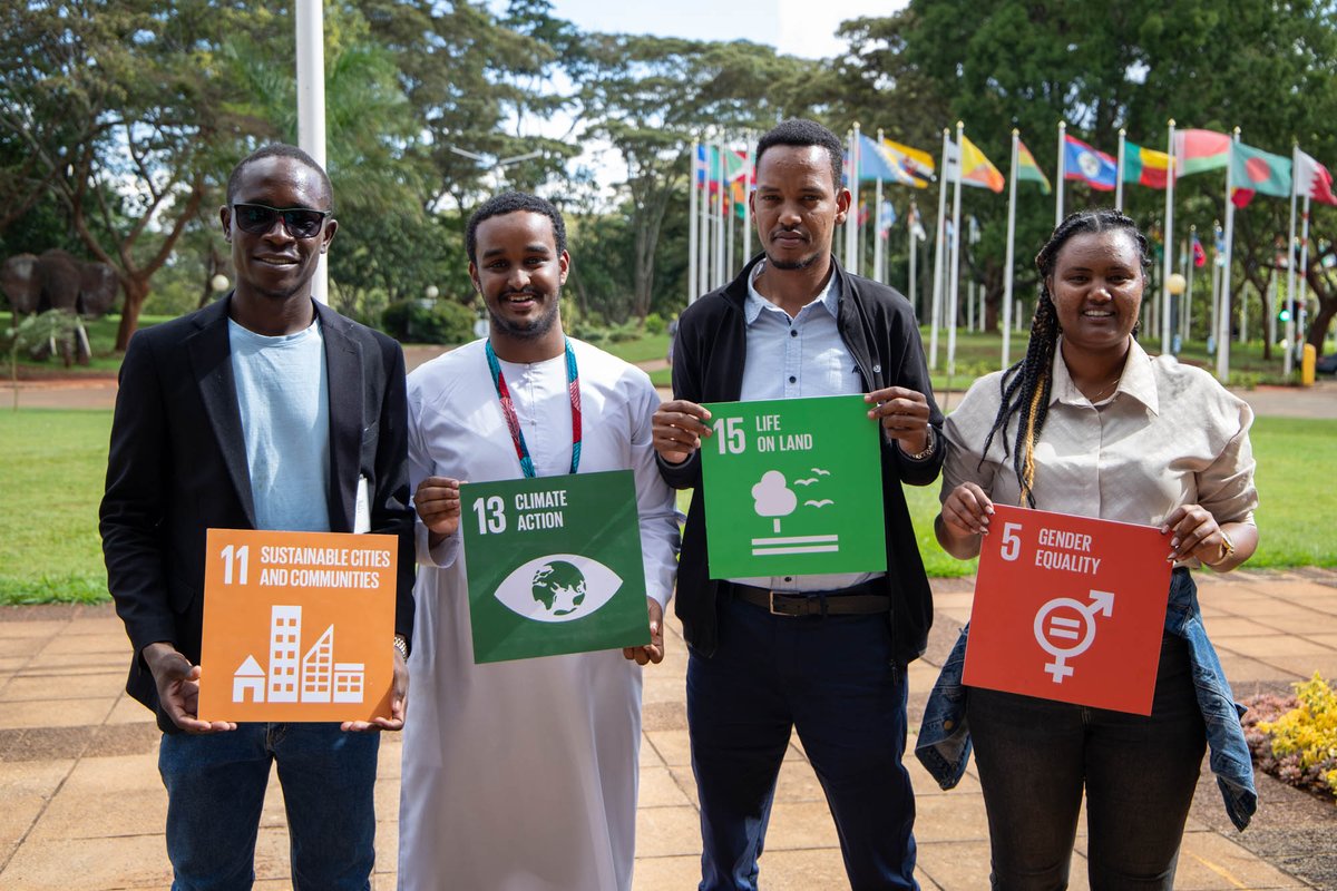 Did you know that volunteerism is key to achieving the #SDGs? Volunteers bring diverse skills & passion to tackle social, economic, and environmental issues, creating positive change! How do you contribute to sustainable development? Share your story!