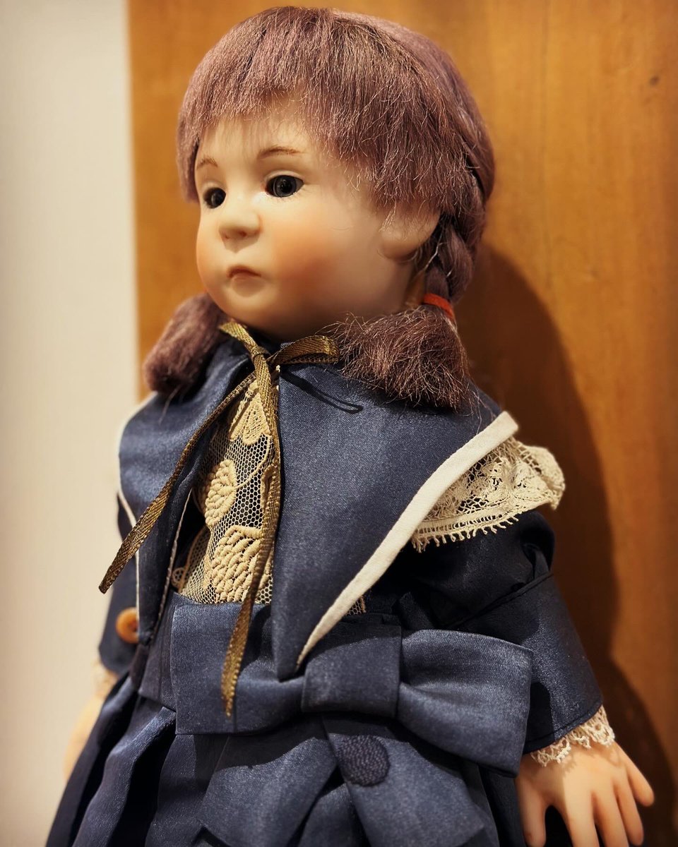 作家さん人形 岡本忠成夫人のさと子さん、人形作家の保坂純子さんを訪問