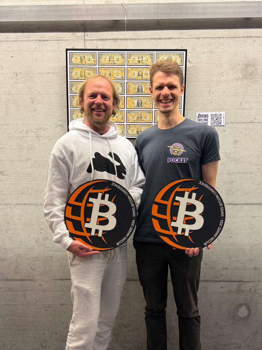 Danke, danke, danke! Wir haben an der @Swissbitcoincon den #Bitcoin Award in der Kategorie Software gewonnen und freuen uns riesig! 🎉 Herzlichen Dank an die Organisatoren, die Jury und unsere fantastische Community! Was für ein schönes Kompliment! Es ist toll zu wissen, dass
