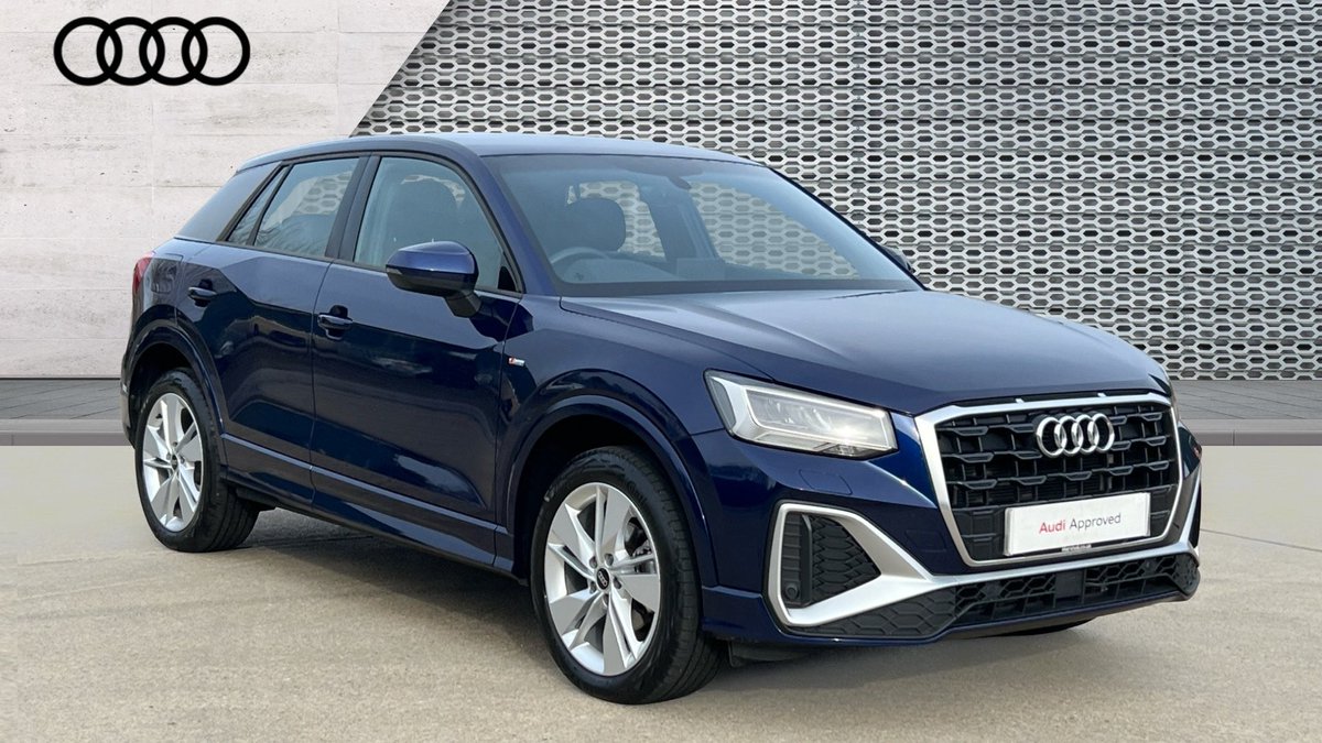 #CarOfTheWeek at Marshall #Newbury #Audi is this Q2 35 TFSI S Line, finished in Navarra Blue 💙
 
Dynamic design, outstanding fun. This urban SUV features a powerful design and dynamic suspension technology.
 
Call 01635 592035 or visit marshall.co.uk/audi/used-cars… to find out more.