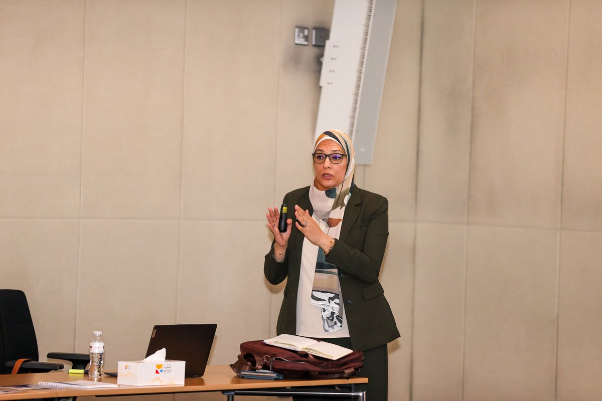 qoa2's tweet image. حيث قدمت الجزء الأول من الدراسة الدكتورة داليا فراج باحث رئيسي أول وأستاذ مشارك في التسويق بكلية الإدارة والاقتصاد، جامعة قطر.
وقدمت الجزء الثاني من الدراسة الدكتورة مروه غانم باحث رئيسي وأستاذ في الإدارة بجامعة قطر