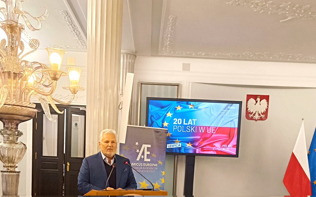 #20lat Polski w UE🇪🇺
Zaczyna Prezydent Aleksander Kwaśniewski