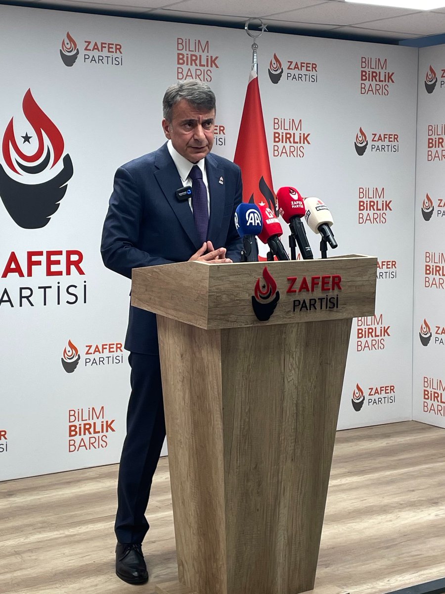 🗣️Zafer Partisi Sözcüsü Azmi Karamahmutoğlu: ''Bu bir yüzyıl ise şayet, Azerbaycan Türklüğü ve diğer Türk toplulukları bu yüzyılın dışında kalamaz. O halde bunun adı Türkiye Yüzyılı olmaz, ‘Türk Yüzyılı’ olur.''