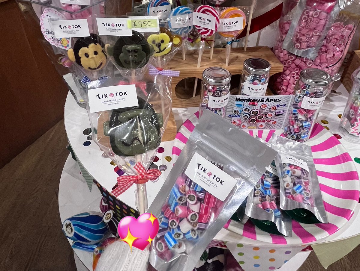 xo_shoangel's tweet photo. クロサギのロケ地だったTIK TOK HAND MADE CANDYさんに行てきた💝撮影後に飴を8個も買ってたらしくて、「これ食べて(この後の)撮影頑張ります!」て言ってたんだってー(;;)素敵な紫耀くんエピソードたくさん聞けてほっこりした☺️🍀
#HANDMADECANDY https://t.co/fRHRfp6XwW