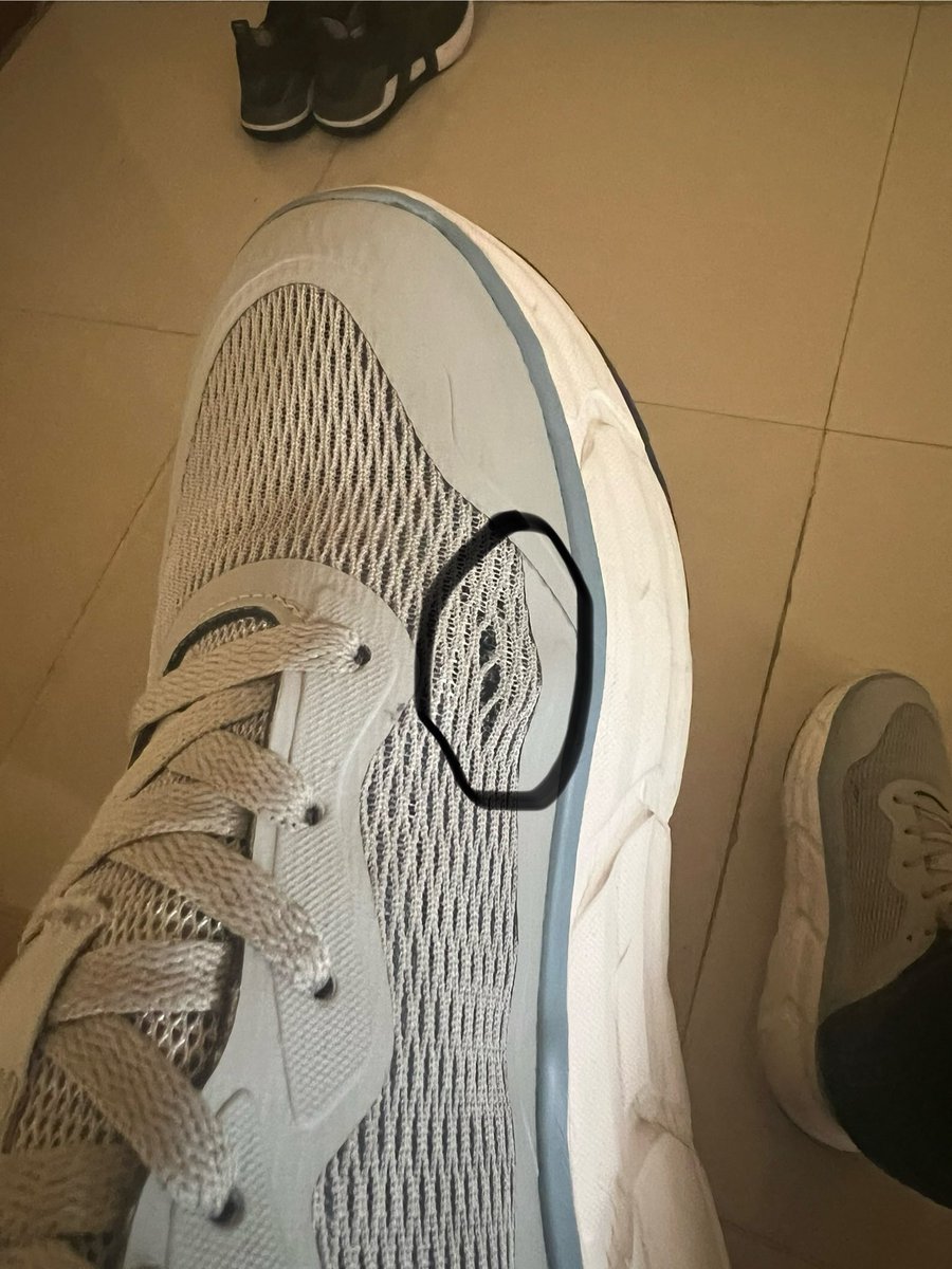 @RedTapeindia 
The shoes were bought on 7april and within 2 weeks look at the condition of the mesh, this type of the quality is unacceptable from redtape