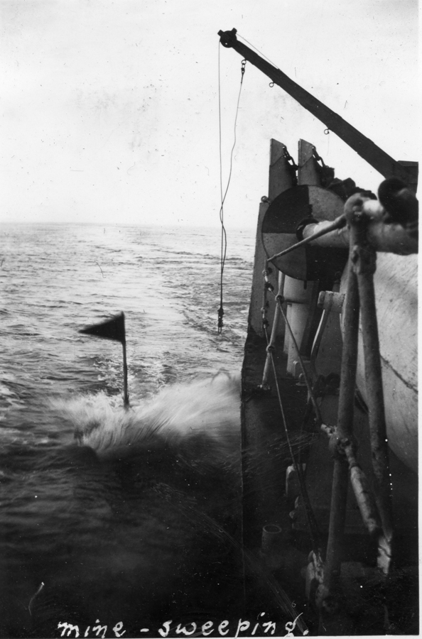 HMCS WASAGA during minesweeping operations off the coast of France. @RLitwiller #RCNavy Photo Collection. See MORE ow.ly/Uqmu50QN8hC