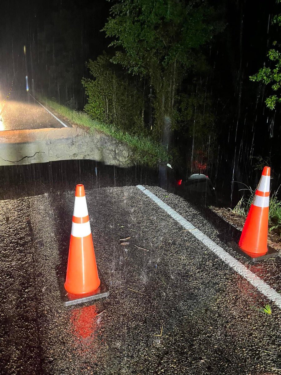 This is why you don’t drive into floodwaters across a road!  

Crabb’s Prairie VFD reports that FM 2989 is washed out West of Falba Cemetery. There is a 30 ft drop off in the wash out that’s at least 20 ft wide. 

#TurnAroundDontDrown