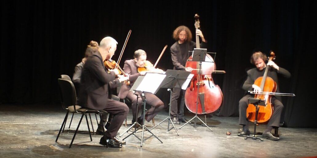 Compartimos esta crítica de #ArturoReverter en @Scherzo_es de nuestro concierto 'Quintetos de Boccherini y Brunetti' del pasado sábado en el Teatro Diéguez de Colmenar de Oreja en el III @fest_brunetti  / @aytocdo

buff.ly/4dkUPEE