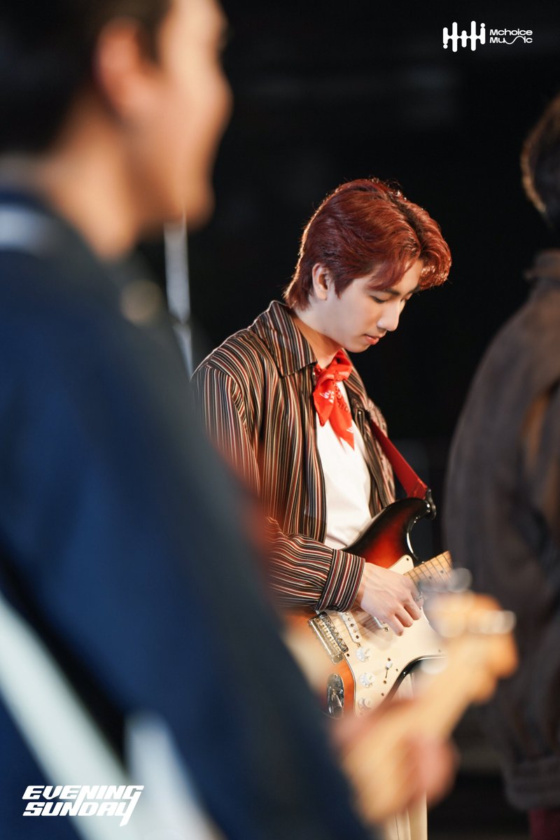 EVENING SUNDAY - ใครสอน (Good Friend) Behind the scenes Photo 🚘

EVENING SUNDAY - ใครสอน (Good Friend) l Official MV
Out now on YouTube : Mchoice Music
🔗youtu.be/shtltuKFk4E

#ESD_ใครสอนMV
#ESD_ใครสอน
#EVENINGSUNDAY #bestjanewit
#MchoiceMusic #MchoiceTH
<a href="/bestjanewit/">bestjanewit (ตัวปลอม)</a>