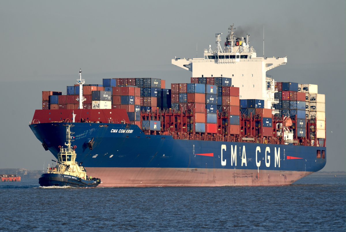 Container ship CMA CGM Kribi built 2014. #CMACGM #ContainerShip #ContainerShips #CargoShip #Svitzer #Tug #Tugs #Maritime #Shipping #ShipsInPics #Shipspotting #Ship #ships_best_photos #Ship #WorkingRiver #Ships #Schiffe #bootjeskijken #Schip #Containerschiff #RiverThames #Thames