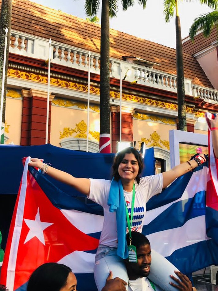 Lista para el #PrimeroDeMayo! Viva la Revolución cubana! 🇨🇺✊️ Viva Cuba! Viva Fidel! 🇨🇺✊️