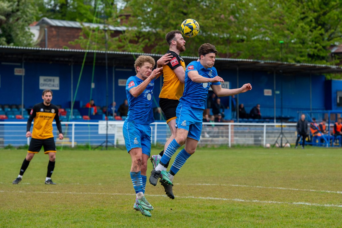 📸MATCH PHOTOS: Check back on all the action from @NDsport79 on what turned out to be an interesting final day as Bury Town picked up the three points they needed away at @TheMotormen to secure Runners Up spot and a place in the play off's. 👉burytownfc.co.uk/photos/redbrid…