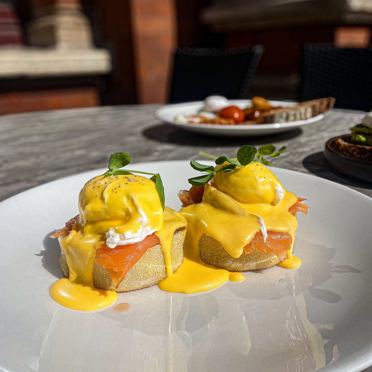 A new week deserves to be started with the best of breakfast 🍳🥓 serving up delicious dishes from 8am every day … start your week right with us 🥑

#youngspubs #youngspublife #youngspubspeople #breakfast #eggsroyale #londonpubs #londonrestaurants