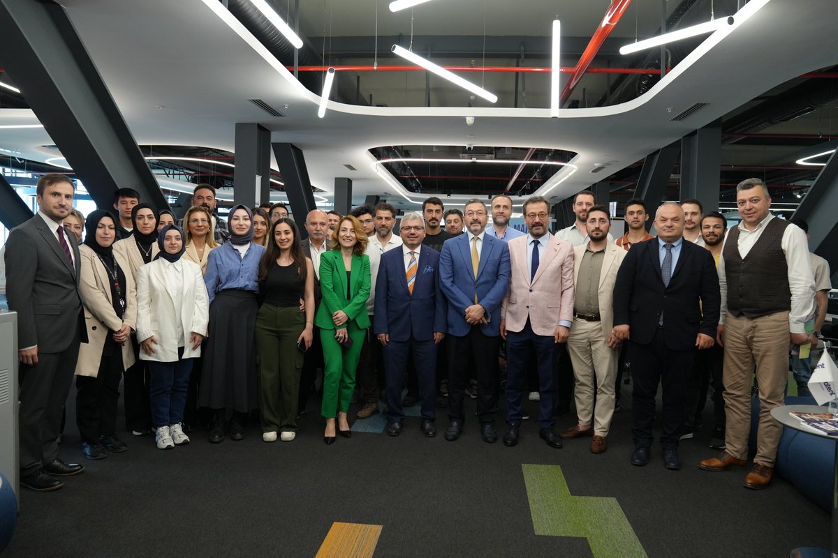 Marmara Teknokent, Türkiye Patent Hareketi Derneği ve Adres Patent iş birliğiyle düzenlenen "Yeşil Patentler: Sürdürülebilir Gelecek İçin Çaba" etkinliğinde yer alarak, Volta Motor olarak sürdürülebilirlik, çevre ve enerji verimliliği konularındaki çalışmalarımızı paylaştık.