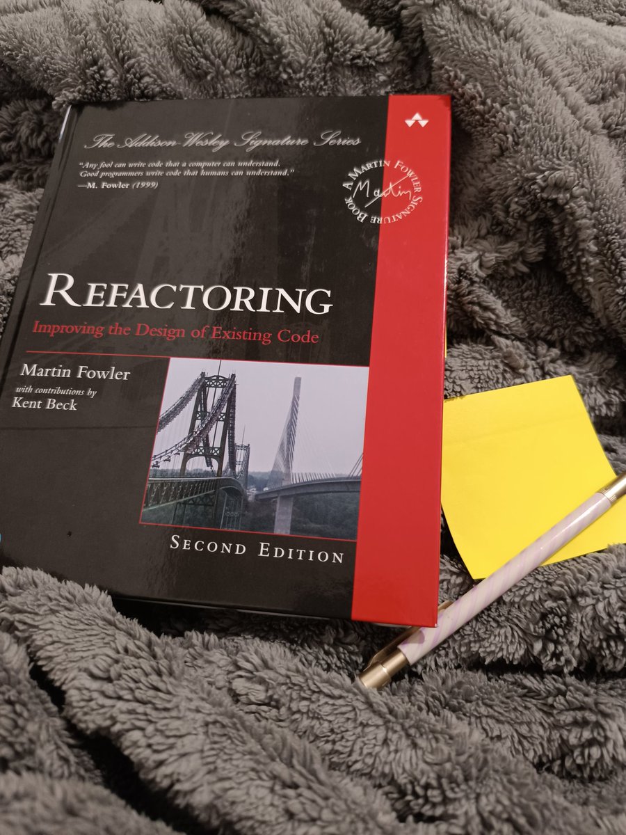 LaviniaWebDev's tweet image. Feeling better now, although I still can&apos;t sit for more than half an hour without my back hurting. Taking this time to read and relax has been soothing.

PS. This book is really good so far! 📚😊