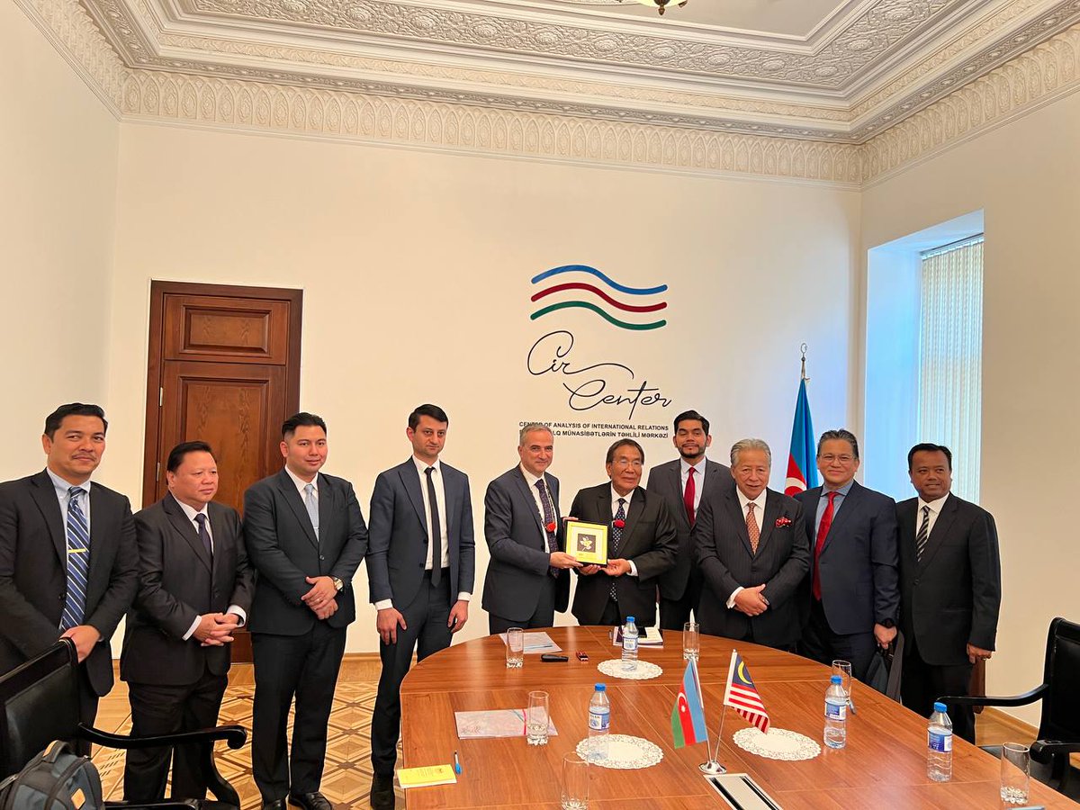 On April 29, the AIR Center hosted a meeting with the delegation of the Malaysian Parliament led by President of the Senate of the Parliament, Mr. Datuk Mutang Tagal. aircenter.az/en/post/air-ce…