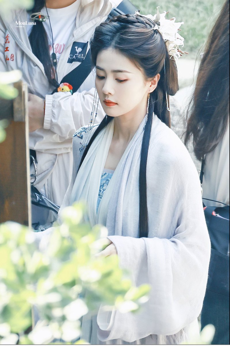 Hanfu Goddess😍🔥
 #BaiLu
#HengMenYouHu 
#LinjiangXian 
#LiQingYue