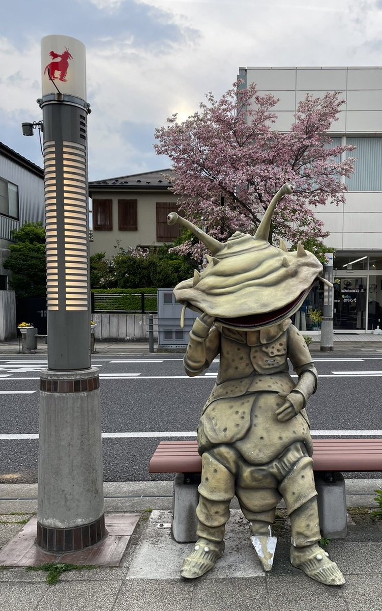 郡山シティーマラソン、しかまろと共に楽しんで奈良を宣伝してきました✨
トナカイちゃうで、鹿やでー♪
奈良にも来てな☺

久しぶりの連日20kmオーバー、さすがに疲れが（笑）
皆さんも暑い中お疲れ様でした💦

ゴール後は銭湯で疲れをとって、
牡丹園、tetteを巡ってきました♫