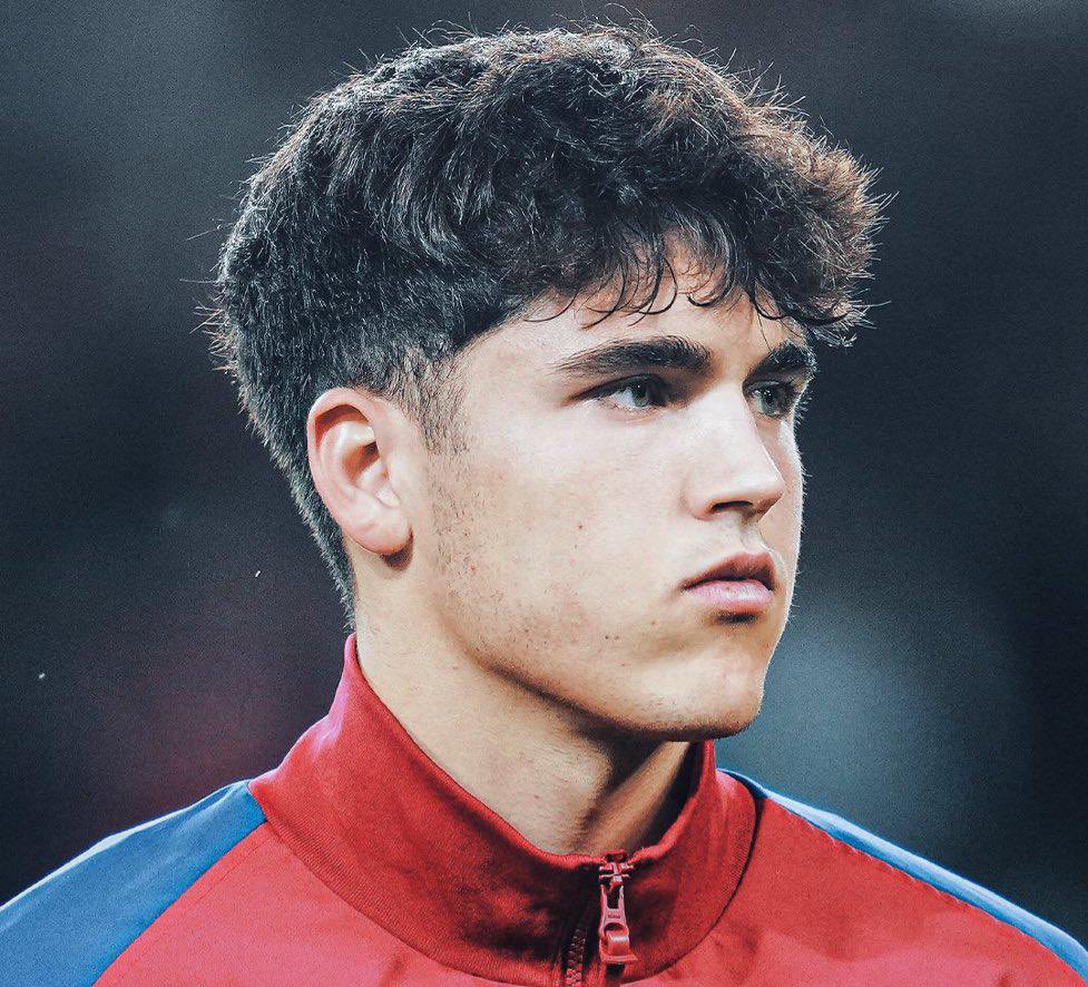 🚨 JUST IN: Pau Cubarsi is one step away from signing a new contract. Agreement reached on economic terms, just need to now define the length of the new deal - Barça would like 6, while Cubarsi wants 5. Almost done. @martinezferran #FCB ✍️🔵🔴⏳