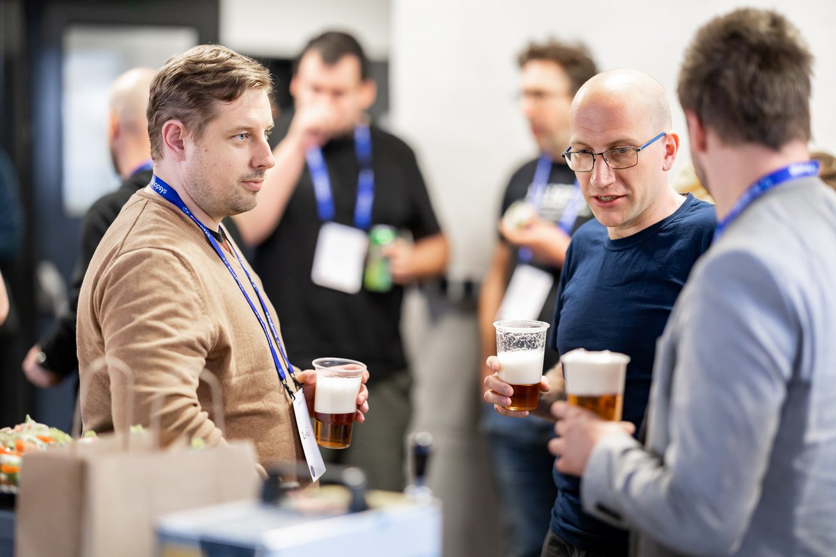 Jak vypadalo php.live 2023? Pojď se s námi ohlédnout za osmým ročníkem tvé oblíbené konference. 👇💙