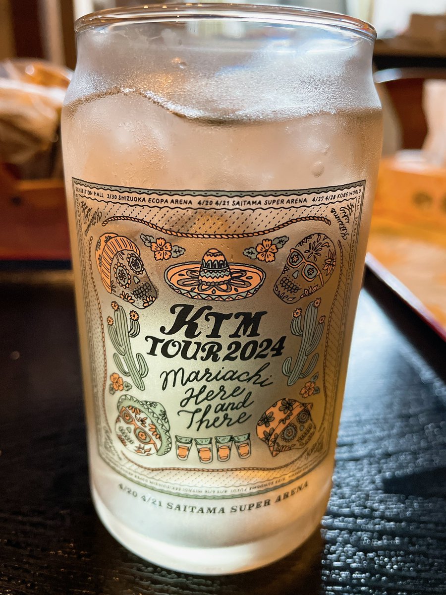 初めて使うこのグラス🥃いつものお酒がこんなにも美味しいのはなぜ♡ケツメマジック🎩✨
 #ケツメイシ
 #KTM
 #KTMTOUR2024