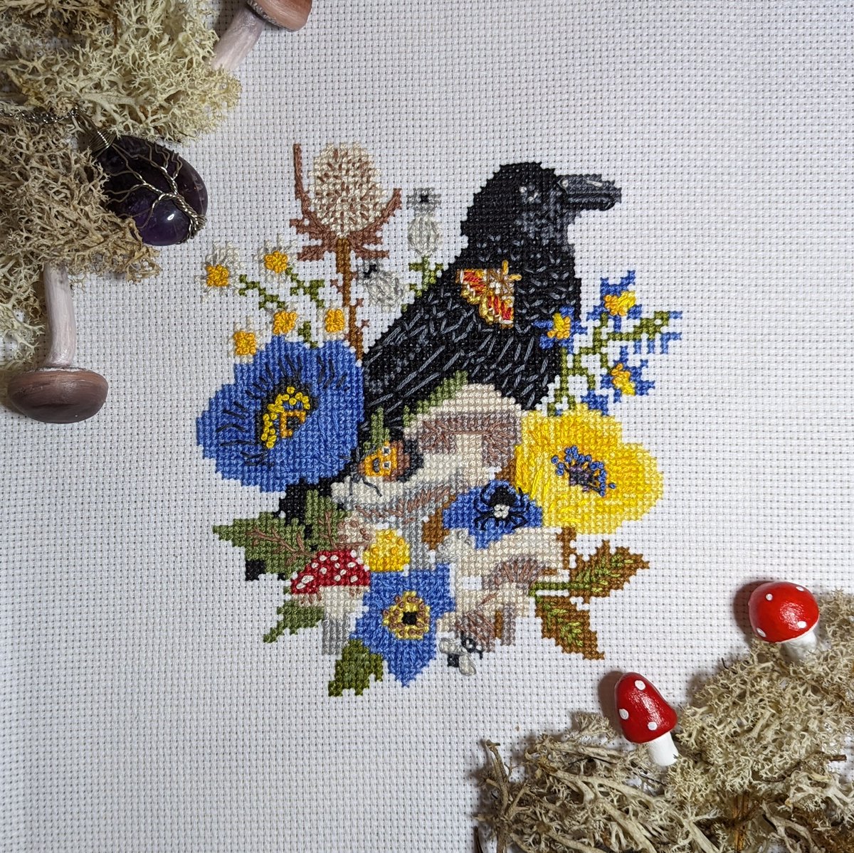 Raven 🐦‍⬛🌿🍄 #crossstitch