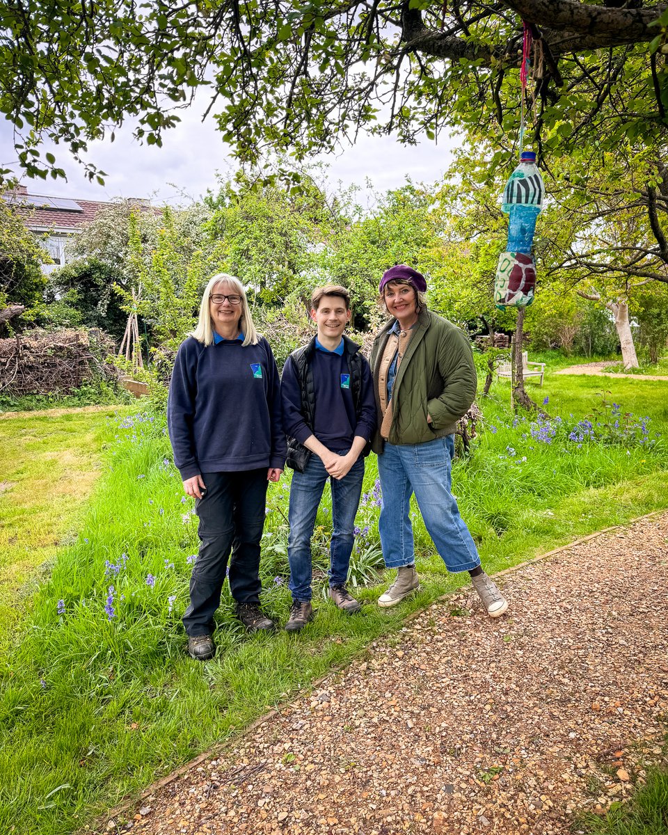 Cherished Stoneford Community Garden is a green oasis in Dagenham! Saw kids joyfully planting, crafting & connecting with nature. This accessible @NationalTrust space opened in 2022, lovingly nurtured by Charlotte, Lucy & @Thames_Chase. Proving the power of community gardens.