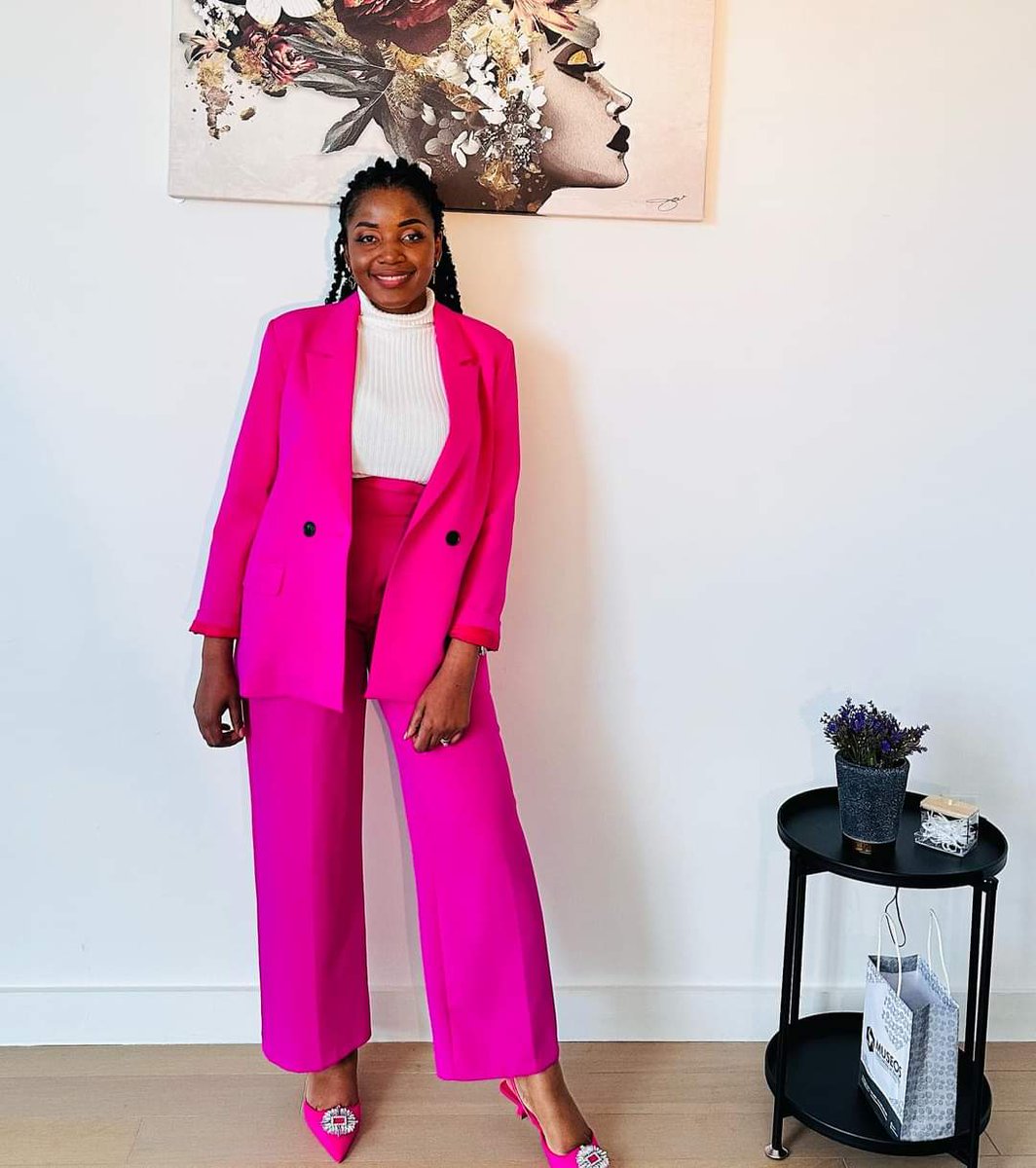 Pretty in pink🔥🩷 Grab your pink suit now. Available in size Large and XL. K140,000 We are in Area 47 sector 3 near the SDA. WhatsApp 0884426757. #JNcollection