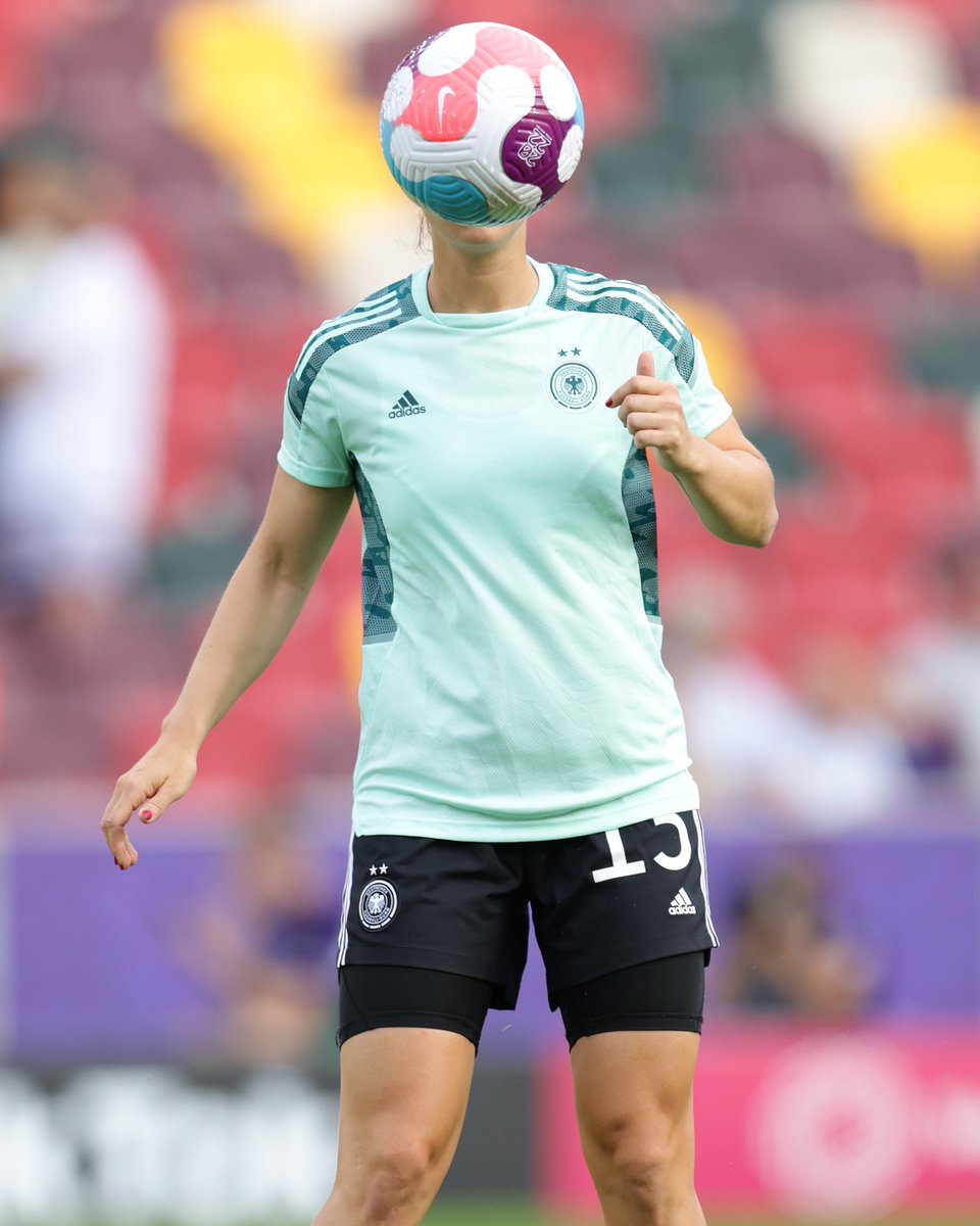 Guess who? 🧐 #WEURO2022