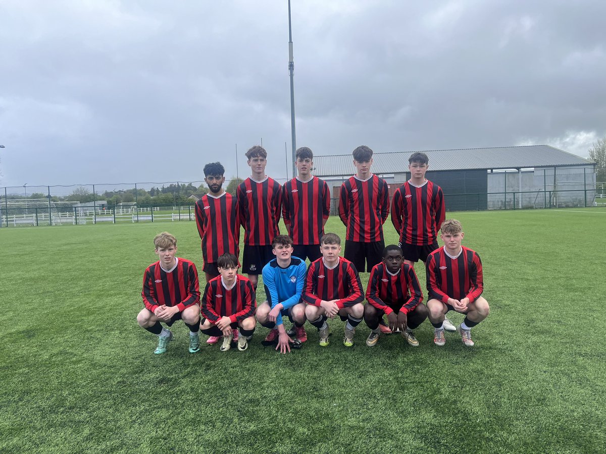 Our U17 lads soccer team are playing their shield semi final against Balinrobe  in Castlebar today 
Time:11.00
Come on lads ⚫️🔴