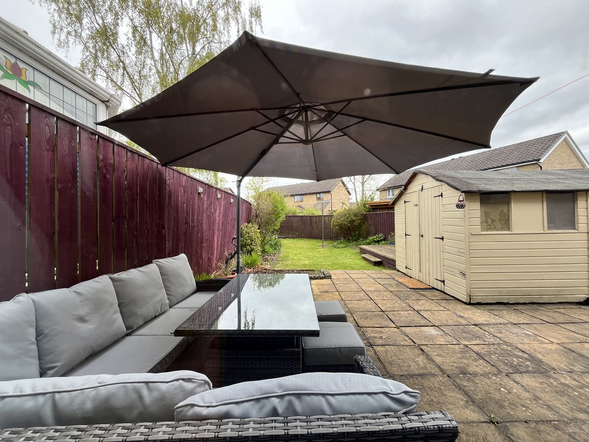 🏠New Property Listing 📍Wydon Park #Hexham Recently Refurbished Semi-Detached Family Home 🛏️3 Double Bedrooms 🛁Bathroom 🛋️Reception Room 🌳Generous Garden & Private Parking 💷Offers in Region of £225,000 Beautifully Presented Throughout #proudguildmember #theguild #homes